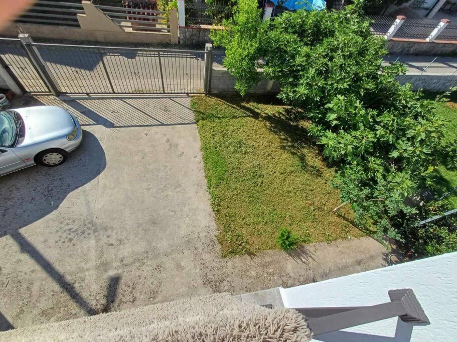 Ferienwohnung Cozy, Fully Equipped, Free Parking&Wifi, Quiet, 2Bd Podgorica Exterior foto