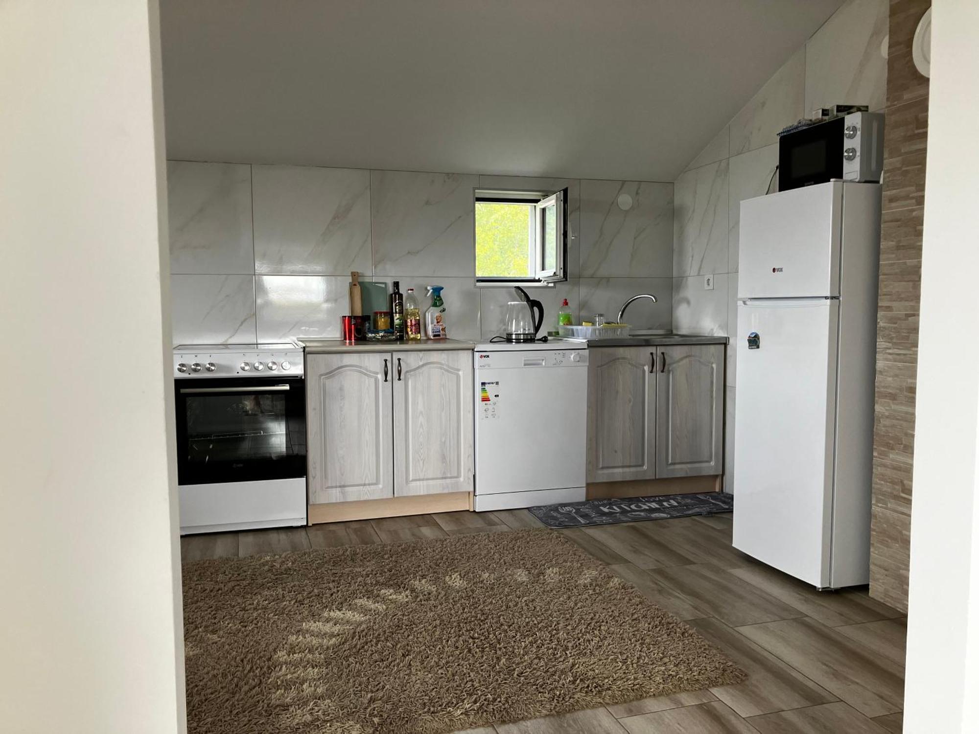 Ferienwohnung Cozy, Fully Equipped, Free Parking&Wifi, Quiet, 2Bd Podgorica Exterior foto