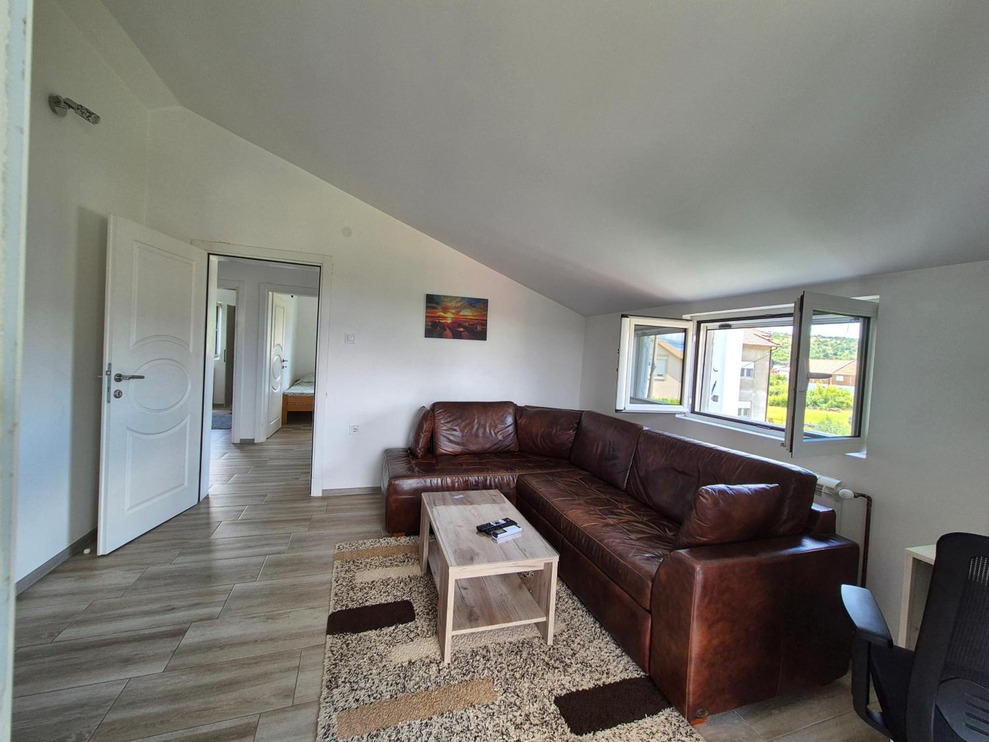 Ferienwohnung Cozy, Fully Equipped, Free Parking&Wifi, Quiet, 2Bd Podgorica Exterior foto